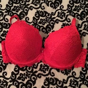 Smart & Sexy pushup bra